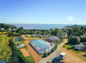 Piscine couverte - camping à Plouha